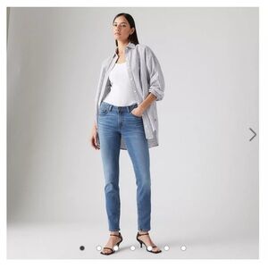 Superlow Skinny, grab and go color/medium wash